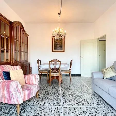 Апартаменты Vicino A Stazione E Mare - La Casa Del Sole