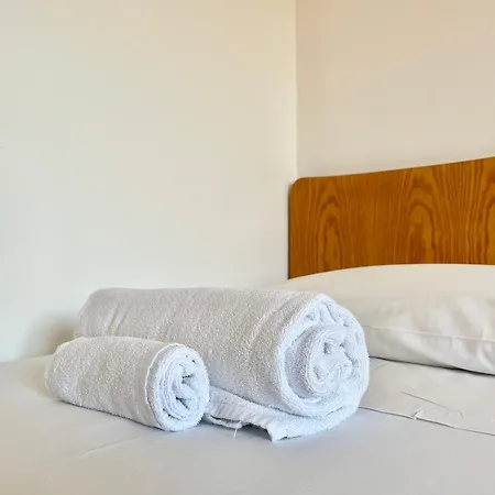 Apartment Vicino A Stazione E Mare - La Casa Del Sole