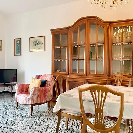 Vicino A Stazione E Mare - La Casa Del Sole Apartment Rimini