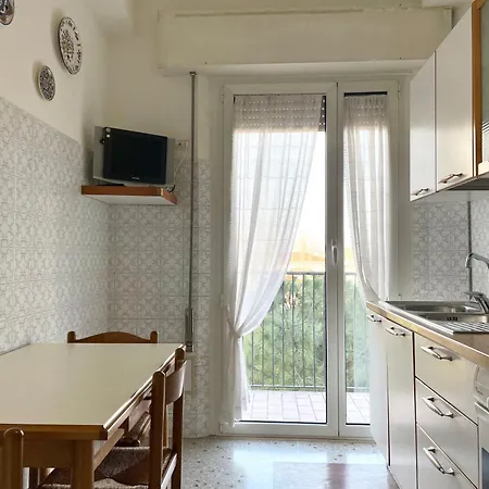 Vicino A Stazione E Mare - La Casa Del Sole Римини